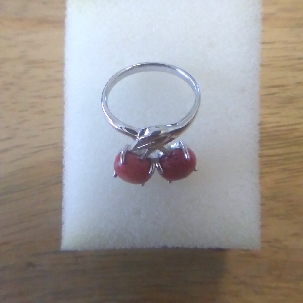 Coral Cherry Silver Ring - Picture 4 of 7